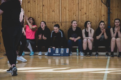 4. ročník volejbalového turnaje dívek středních škol 6  