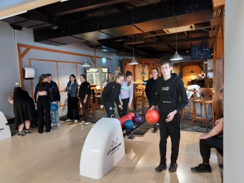 Turnaj v bowlingu 13  
