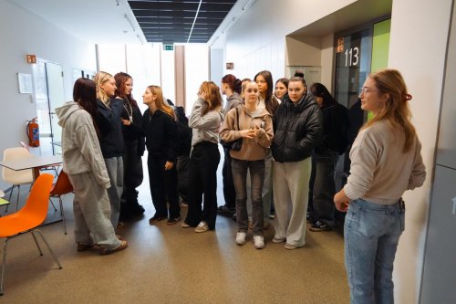 Tematická exkurze: Chemie pro obor kosmetické služby – návštěva UTB 2  