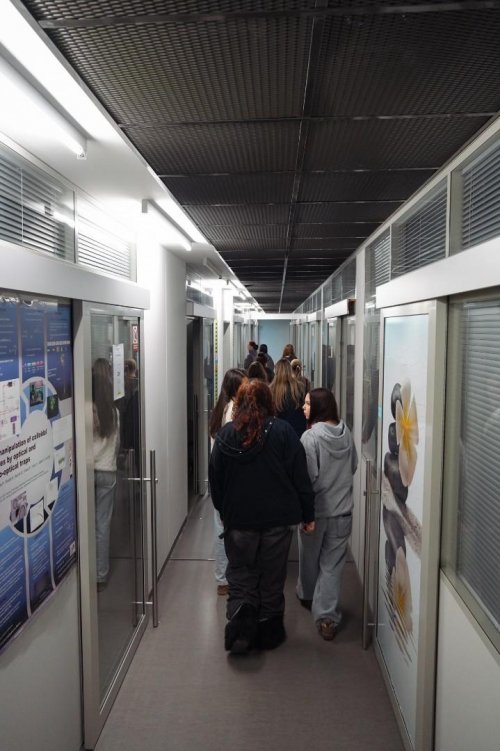 Tematická exkurze: Chemie pro obor kosmetické služby – návštěva UTB 4  