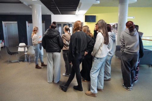 Tematická exkurze: Chemie pro obor kosmetické služby – návštěva UTB 7  