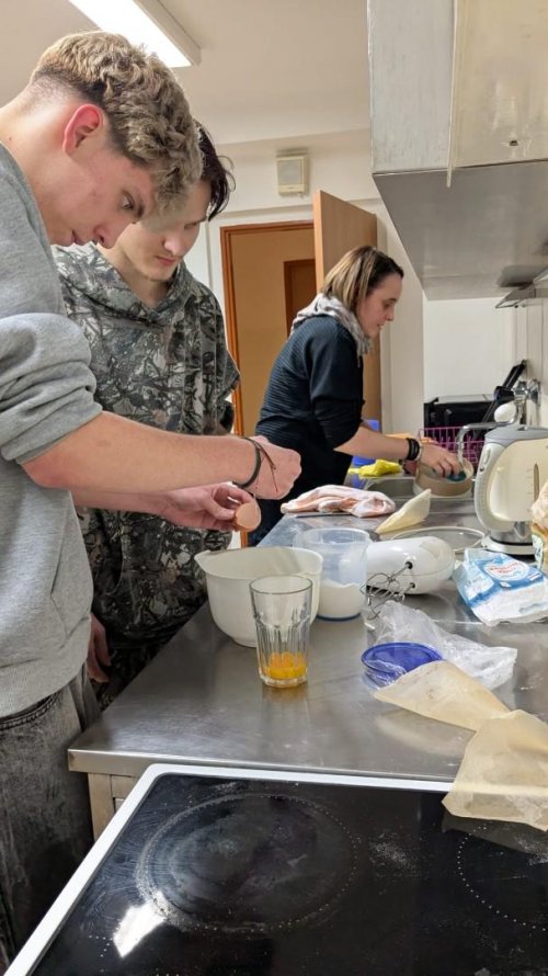 Pečení valentýnských srdíček 4  