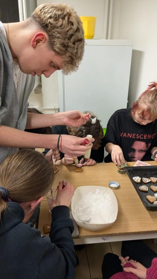 Pečení valentýnských srdíček 13  