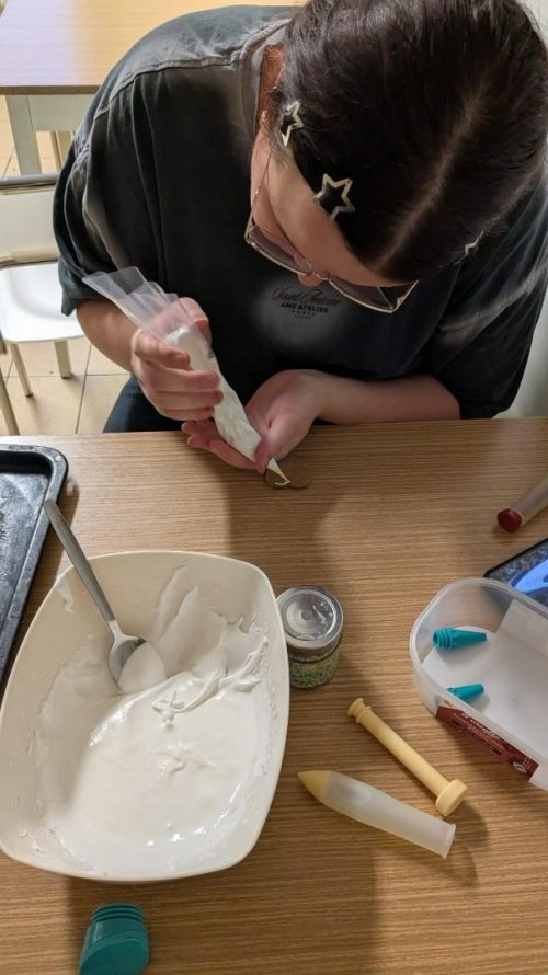 Pečení valentýnských srdíček 6  