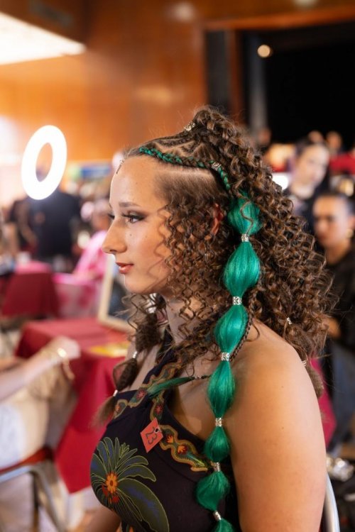 Zlatý úspěch naší kosmetičky 11  