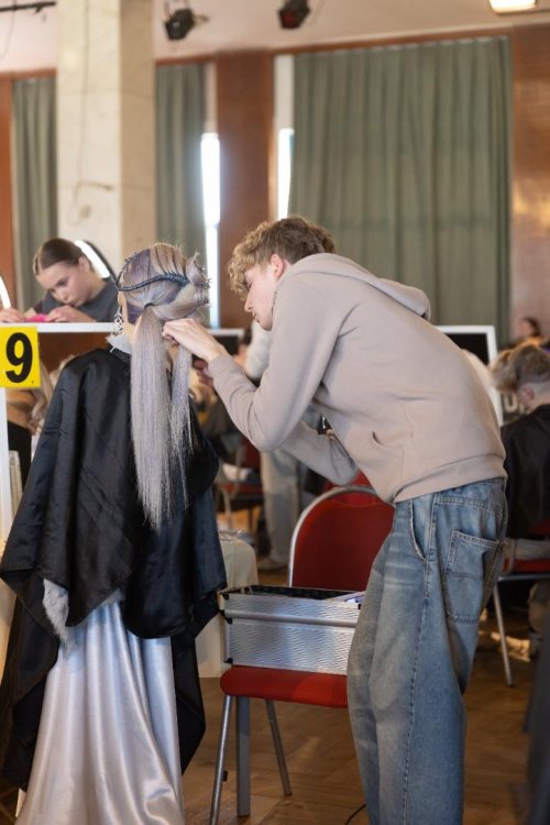 Zlatý úspěch naší kosmetičky 29  