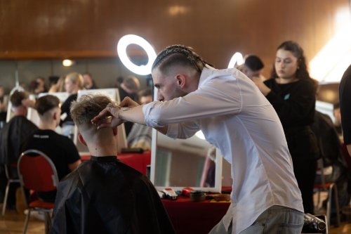 Zlatý úspěch naší kosmetičky 22  