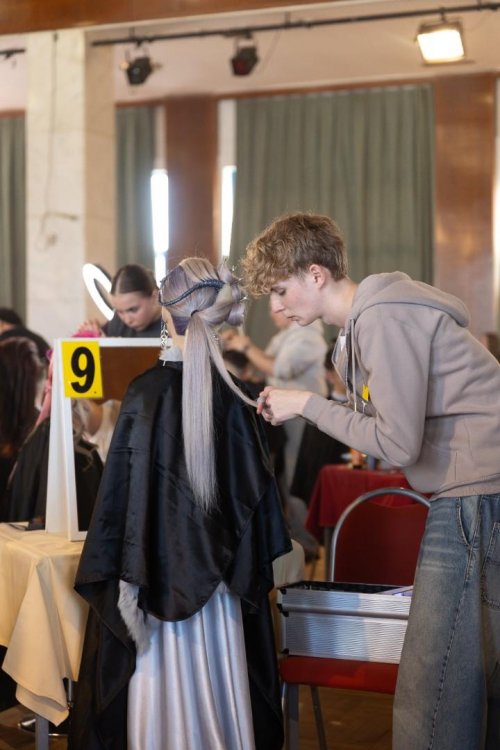 Zlatý úspěch naší kosmetičky 28  