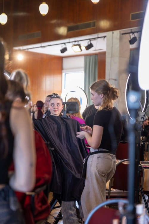 Zlatý úspěch naší kosmetičky 6  