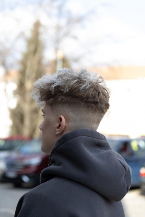 Zlatý úspěch naší kosmetičky 18  