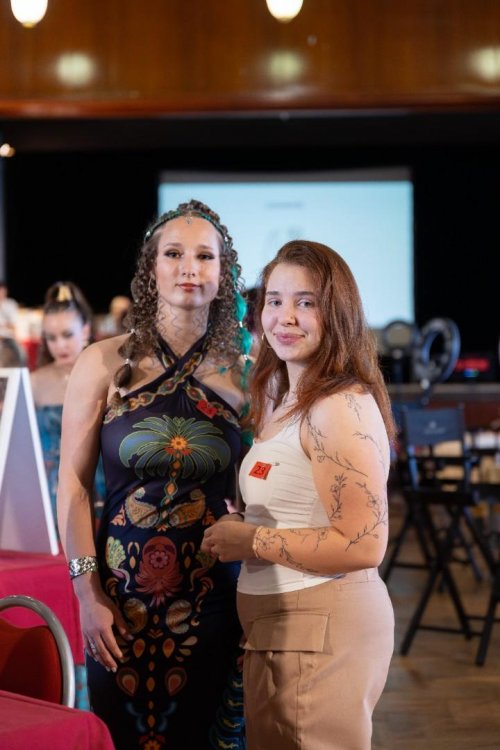 Zlatý úspěch naší kosmetičky 12  