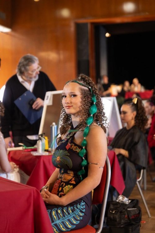 Zlatý úspěch naší kosmetičky 13  