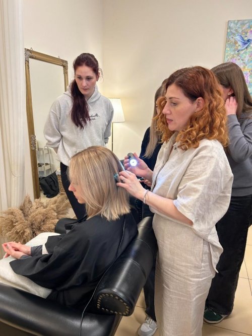 Odborná exkurze - Trichologie v praxi 8  