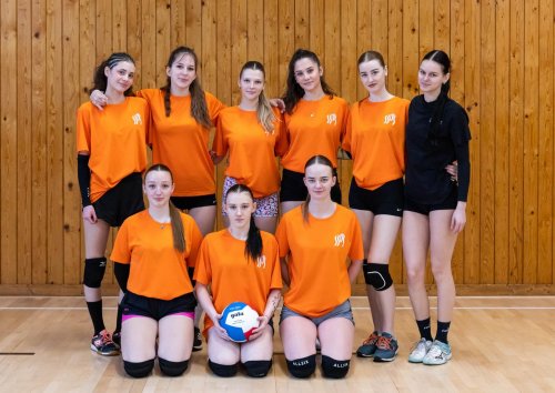 Středoškolský volejbalový turnaj dívek 3  