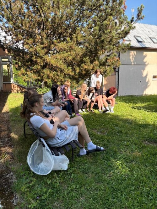 Společné grilování v DM 8  