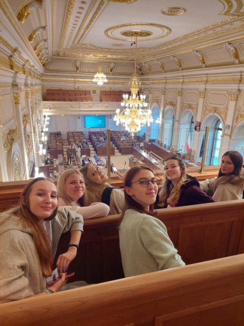 PRAHA - literárně-historická exkurze třídy FT 3 10  