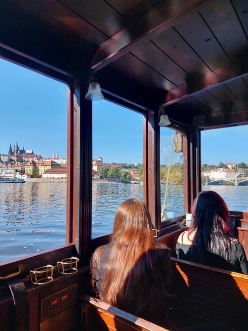 PRAHA - literárně-historická exkurze třídy FT 3 12  